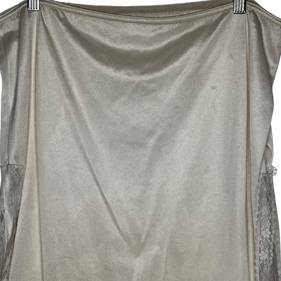 Vintage by Mel-Lin Nylon‎ Slip as is - Picture 2 of 6